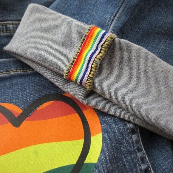 Lane Bryant Jeans Denim Boyfriend Capris Blue Pride Rainbow Heart Plus Size 22P - Picture 9 of 12